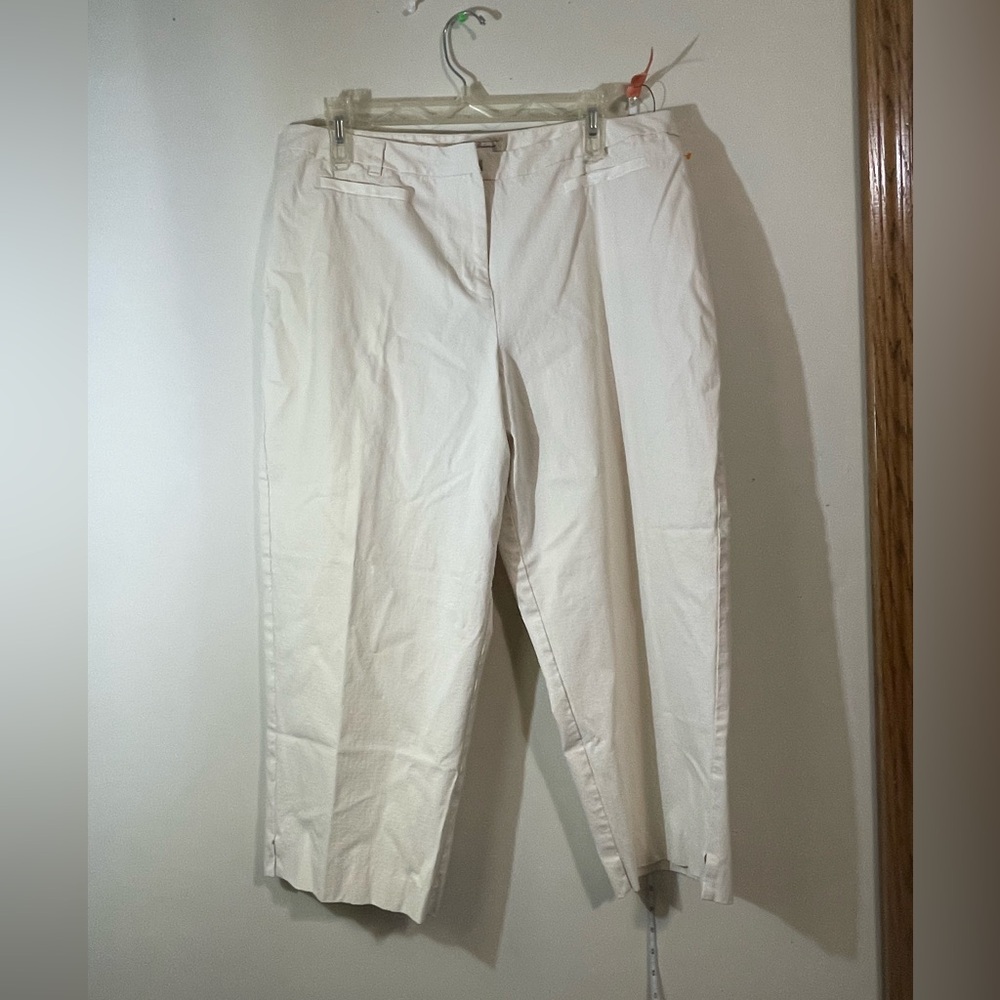 Tommy Bahama dress Pants Women’s size 16 Silk Creme front/back pockets classy
